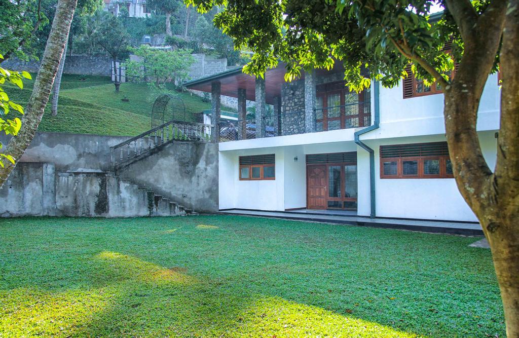 Aa Bungalow Канди Екстериор снимка