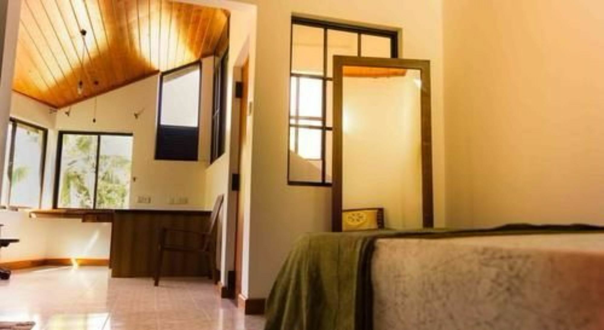 Aa Bungalow Канди Екстериор снимка