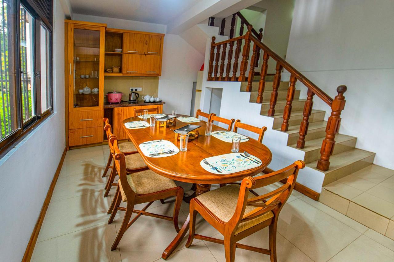 Aa Bungalow Канди Екстериор снимка