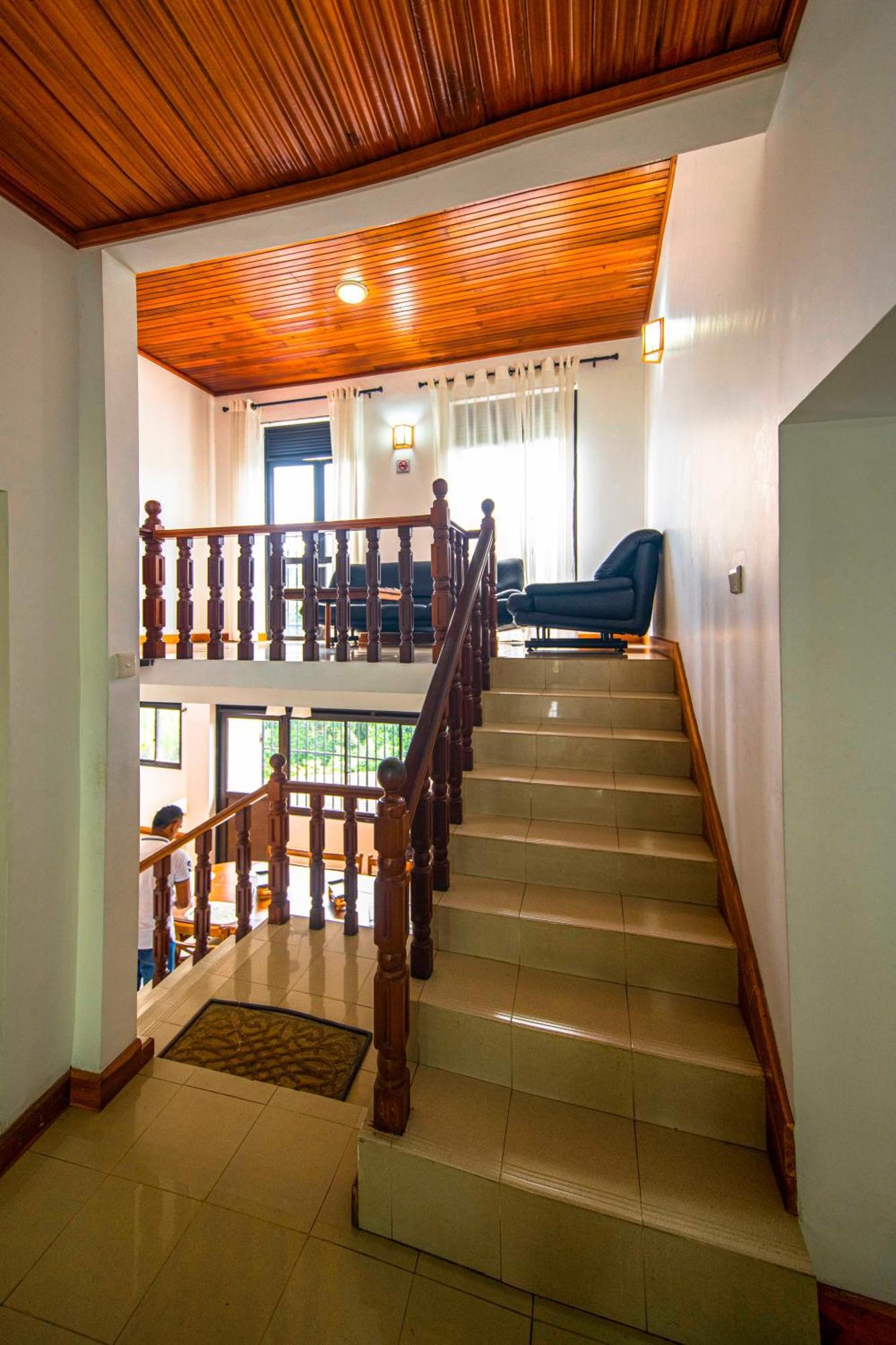 Aa Bungalow Канди Екстериор снимка