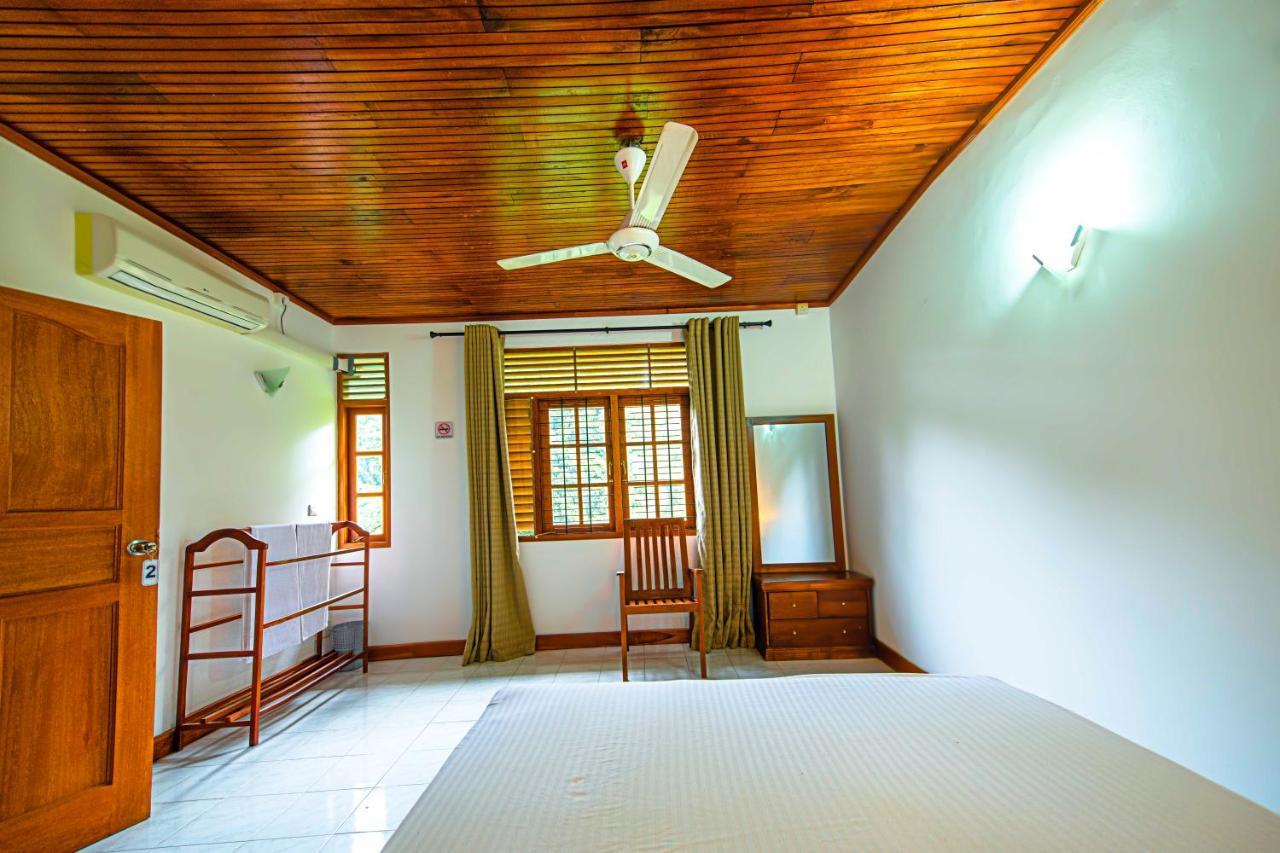 Aa Bungalow Канди Екстериор снимка