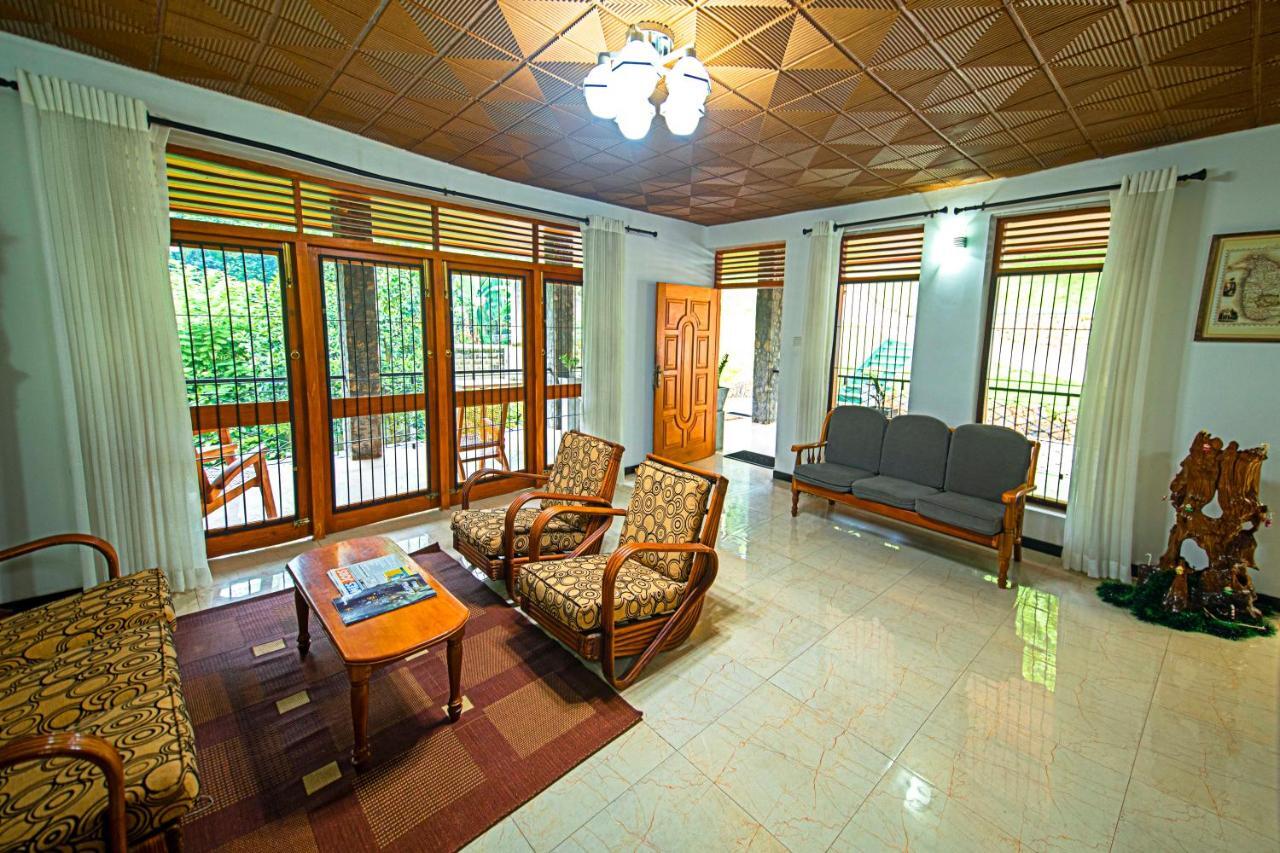 Aa Bungalow Канди Екстериор снимка